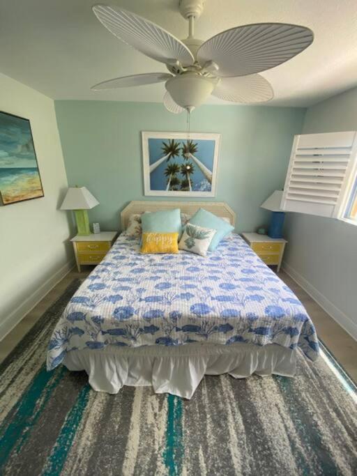 Beachfront Condo On Quiet Treasure Island- 1 Bed St. Pete Beach Eksteriør billede